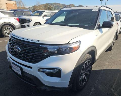 2023 Ford Explorer ST-Line