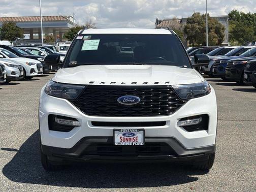 STAR WHITE MET TRI-COAT 2023 Ford Explorer ST-Line