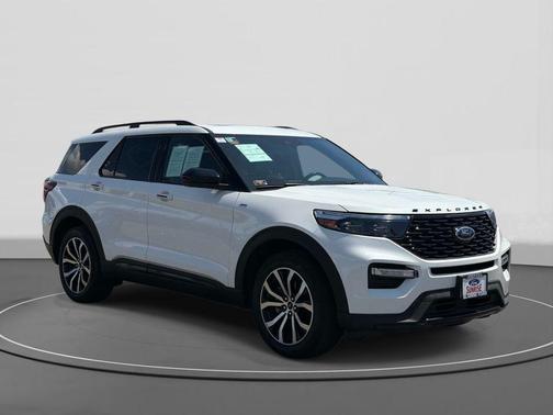 STAR WHITE MET TRI-COAT 2023 Ford Explorer ST-Line