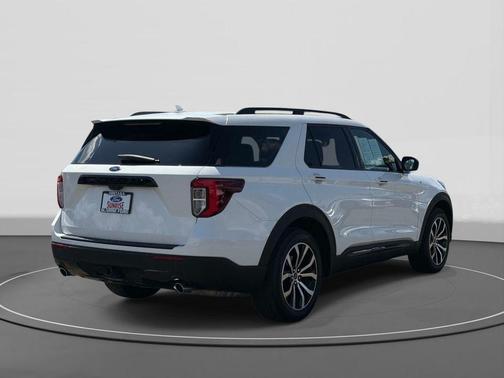 STAR WHITE MET TRI-COAT 2023 Ford Explorer ST-Line