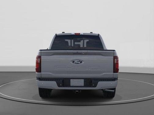 Avalanche 2026 Ford F-150 XLT