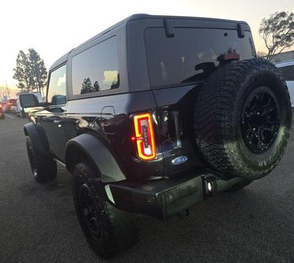 SHADOW BLACK 2022 Ford Bronco Wildtrak