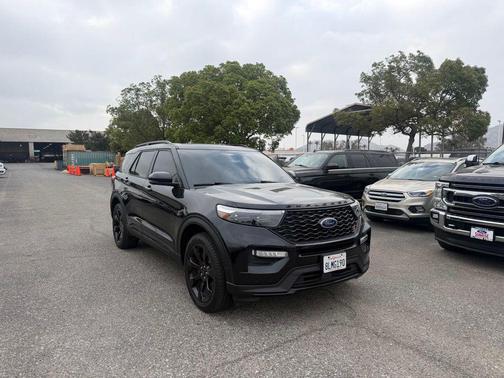 Agate Black Metallic 2020 Ford Explorer ST