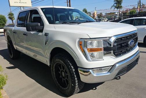 OXFORD WHITE 2022 Ford F-150 XLT