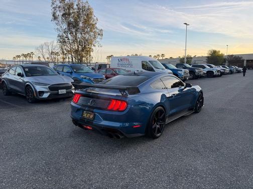 2021 Ford Shelby GT500 Base