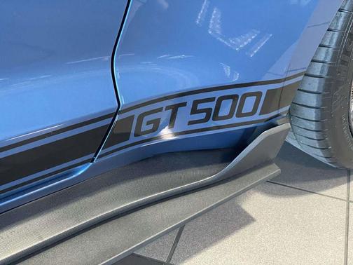2021 Ford Shelby GT500 Base