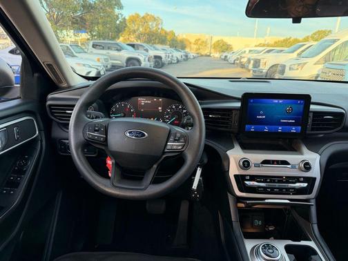 2020 Ford Explorer Base