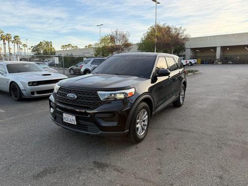 2020 Ford Explorer Base