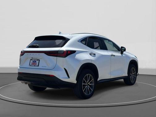 Eminent White Pearl 2024 Lexus NX 250 Base