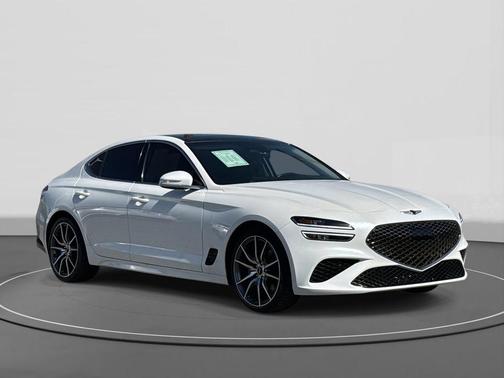 2022 Genesis G70 2.0T RWD