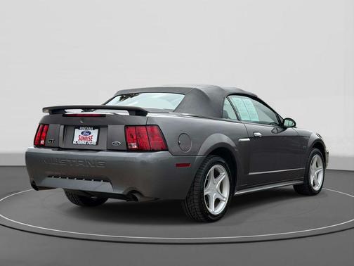 Gray 2003 Ford Mustang GT Premium