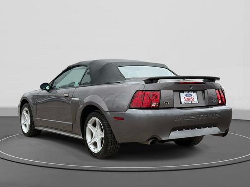 Gray 2003 Ford Mustang GT Premium
