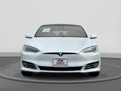 2020 Tesla Model S Long Range