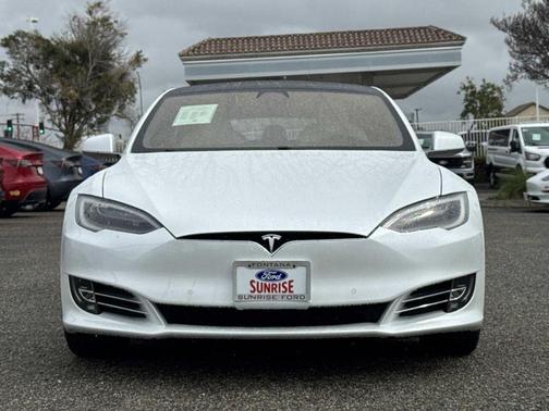 2020 Tesla Model S Long Range