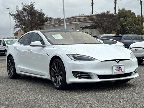 2020 Tesla Model S Long Range