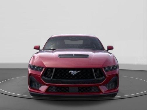Molten Magenta Metallic Tinted Clearcoat 2026 Ford Mustang GT