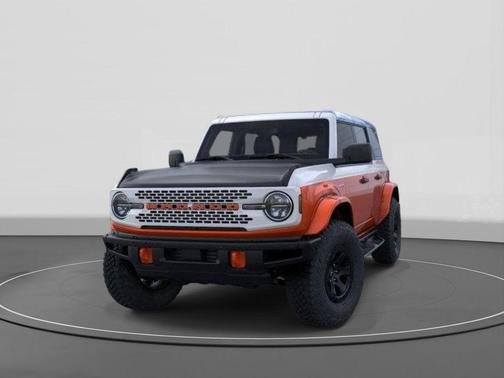 OXFORD WHITE 2026 Ford Bronco Stroppe Edition