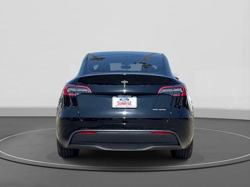 Black 2022 Tesla Model Y Long Range Dual Motor All-Wheel Drive