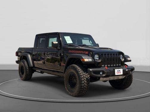 Black Clearcoat 2022 Jeep Gladiator Mojave 4x4