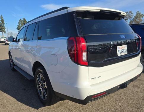 2025 Ford Expedition Active