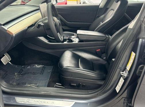 2020 Tesla Model 3 Performance