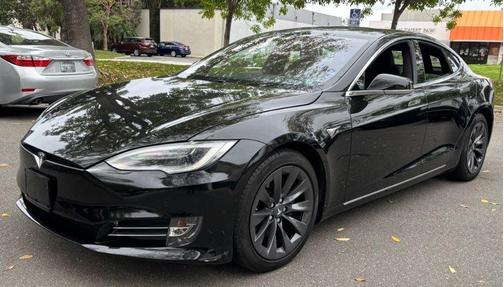 2020 Tesla Model S Long Range Plus