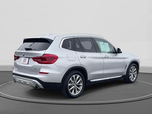 Glacier Silver Metallic 2019 BMW X3 sDrive30i