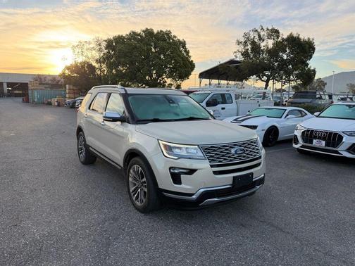 2018 Ford Explorer Platinum