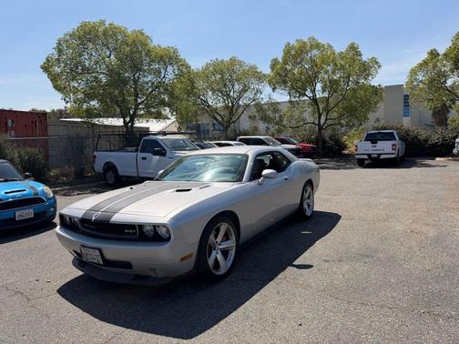 Bright Silver Metallic Clearcoat 2010 Dodge Challenger SRT8