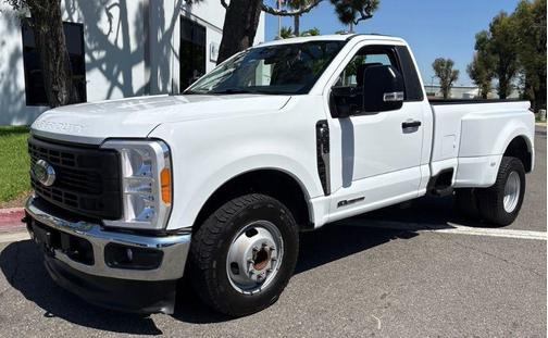 Oxford White 2023 Ford F-350 XL