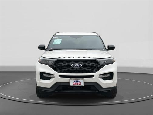 2023 Ford Explorer ST-Line