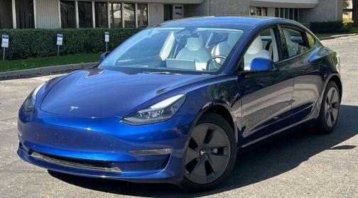 2022 Tesla Model 3 Long Range