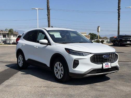 Oxford White 2024 Ford Escape Active