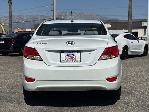 2016 Hyundai Accent SE