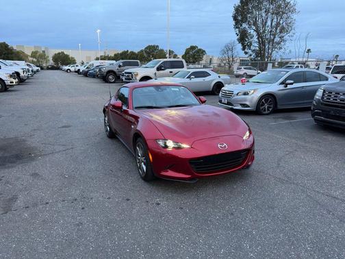 2022 Mazda MX-5 Miata RF Grand Touring