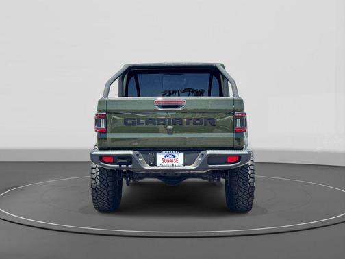 Sarge Green Clearcoat 2021 Jeep Gladiator Willys 4x4