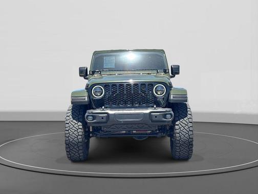 Sarge Green Clearcoat 2021 Jeep Gladiator Willys 4x4