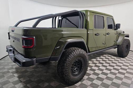 Sarge Green Clearcoat 2021 Jeep Gladiator Willys 4x4