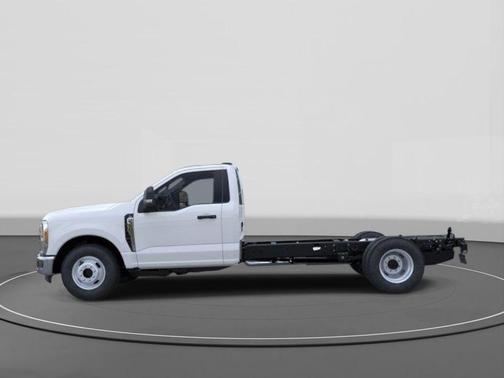 OXFORD WHITE 2026 Ford F-350 XL