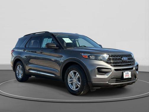 CARBONIZED GRAY METALLIC 2023 Ford Explorer XLT