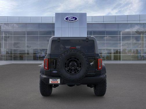 SHADOW BLACK 2026 Ford Bronco Badlands