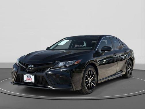 Midnight Black Metallic 2024 Toyota Camry SE