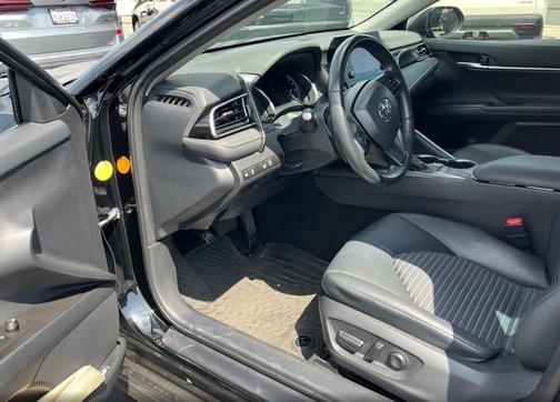 Midnight Black Metallic 2024 Toyota Camry SE