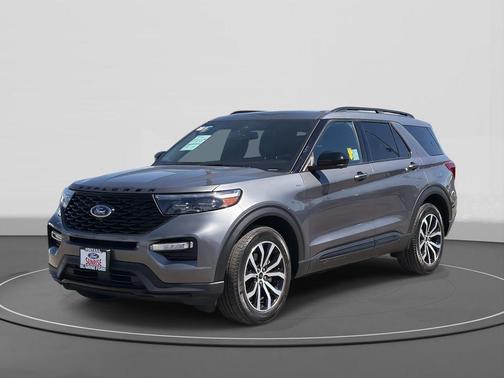 2022 Ford Explorer ST-Line