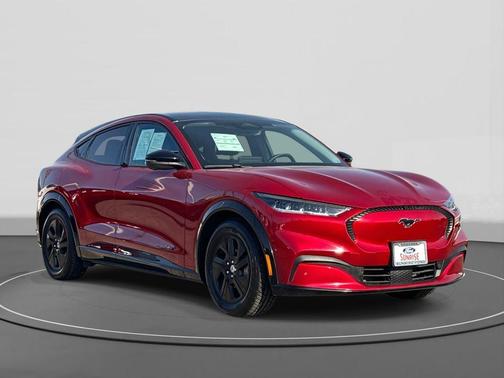 2021 Ford Mustang Mach-E California Route 1