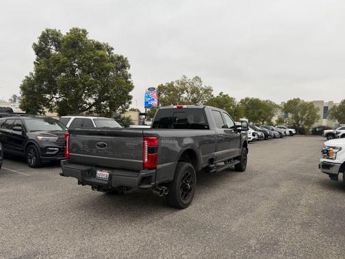CARBONIZED GRAY 2024 Ford F-350 Lariat
