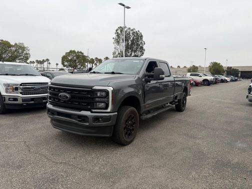 CARBONIZED GRAY 2024 Ford F-350 Lariat