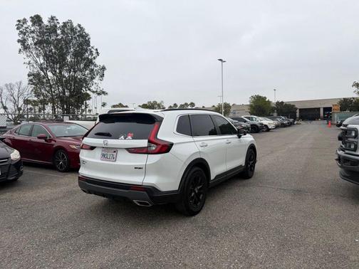 Platinum White Pearl 2025 Honda CR-V Hybrid Sport FWD