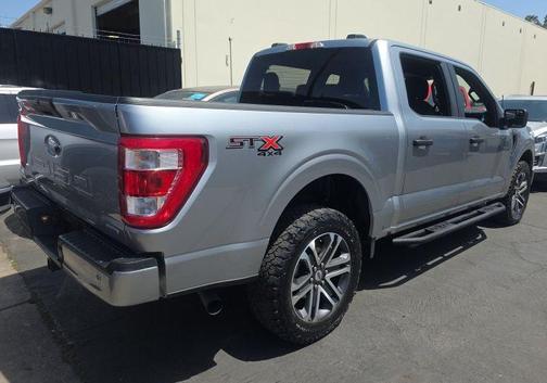Iconic Silver Metallic 2022 Ford F-150 XL