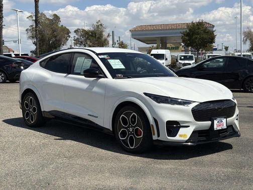 STAR WHITE MET TRI-COAT 2021 Ford Mustang Mach-E GT